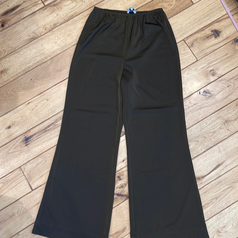 Tonga Cami Pant dark Olive Green